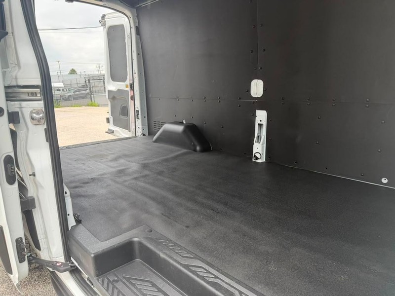 Ford Transit Cargo Van Vehicle Full-screen Gallery Image 18