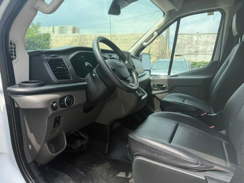 Ford Transit Cargo Van Vehicle Full-screen Gallery Image 24