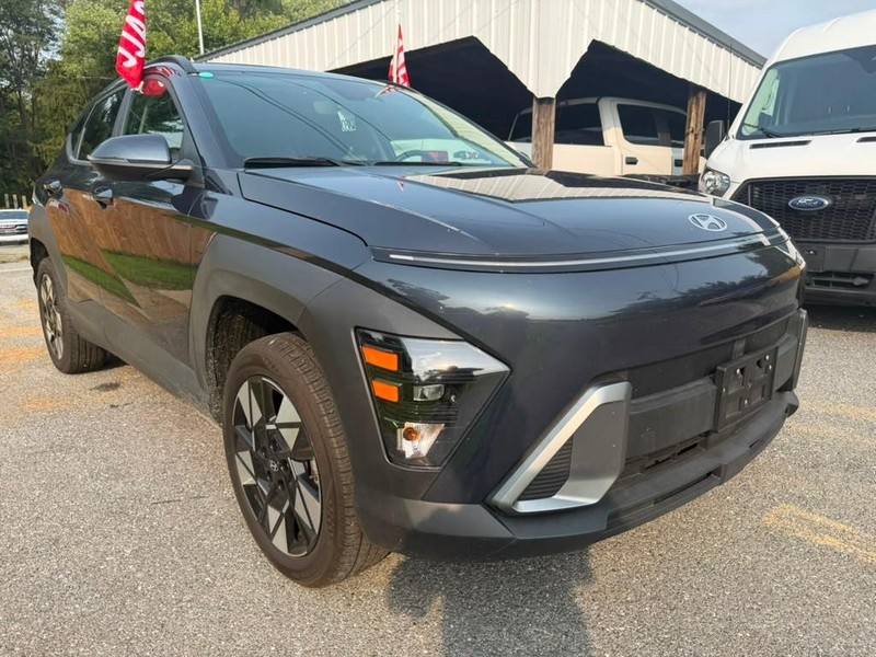Hyundai Kona Vehicle Full-screen Gallery Image 7