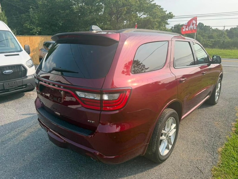 Dodge Durango Vehicle Full-screen Gallery Image 8