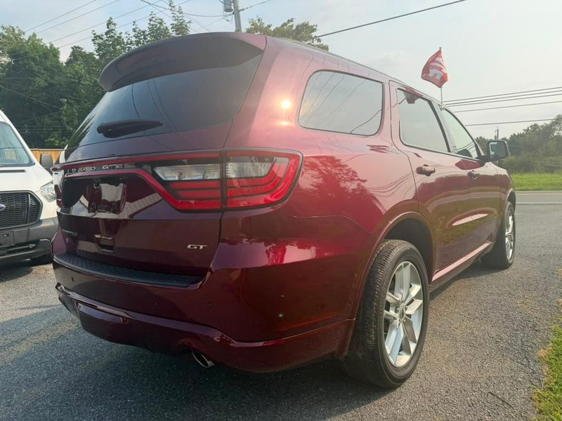 Dodge Durango Vehicle Full-screen Gallery Image 9