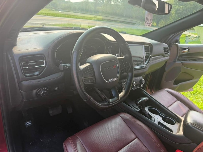 Dodge Durango Vehicle Full-screen Gallery Image 26