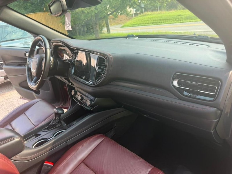 Dodge Durango Vehicle Full-screen Gallery Image 28