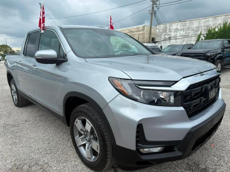 Honda Ridgeline Vehicle Full-screen Gallery Image 7