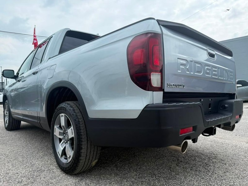 Honda Ridgeline Vehicle Full-screen Gallery Image 19