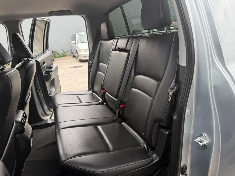 Honda Ridgeline Vehicle Full-screen Gallery Image 21