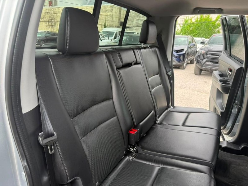 Honda Ridgeline Vehicle Full-screen Gallery Image 27