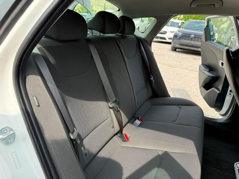 Kia K4 Vehicle Full-screen Gallery Image 23