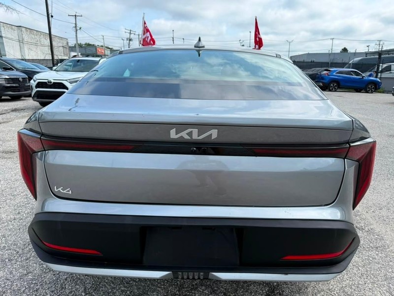 Kia K4 Vehicle Full-screen Gallery Image 8