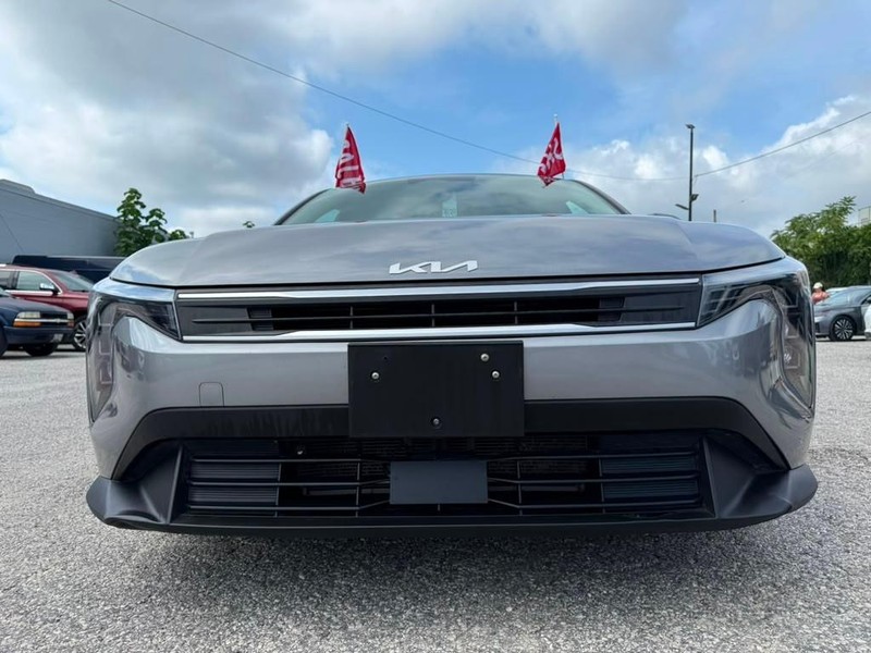 Kia K4 Vehicle Full-screen Gallery Image 10