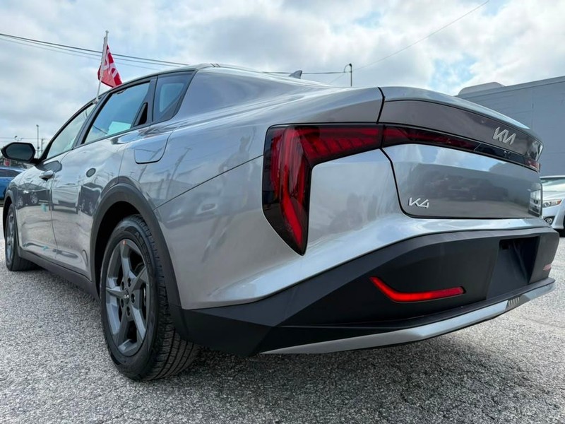 Kia K4 Vehicle Full-screen Gallery Image 13