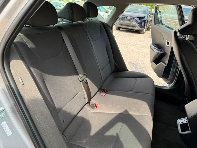 Kia K4 Vehicle Full-screen Gallery Image 21