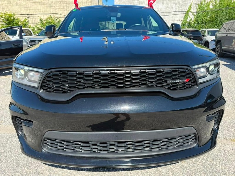 Dodge Durango Vehicle Full-screen Gallery Image 3