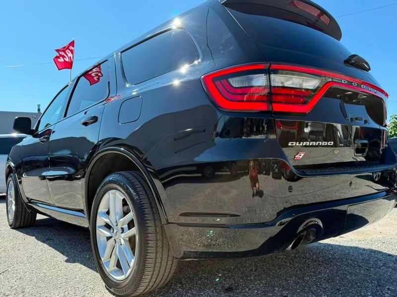 Dodge Durango Vehicle Full-screen Gallery Image 12