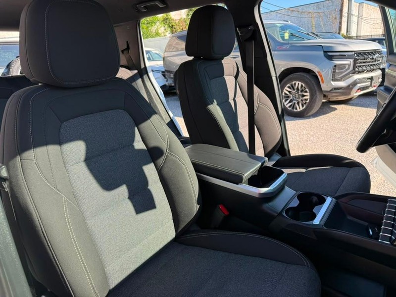 GMC Terrain Vehicle Full-screen Gallery Image 24