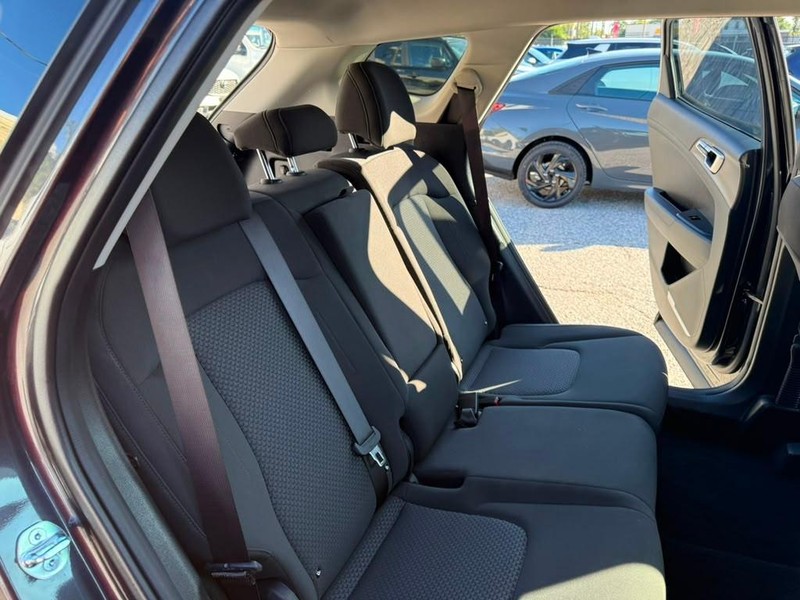 Kia Sportage Vehicle Full-screen Gallery Image 25