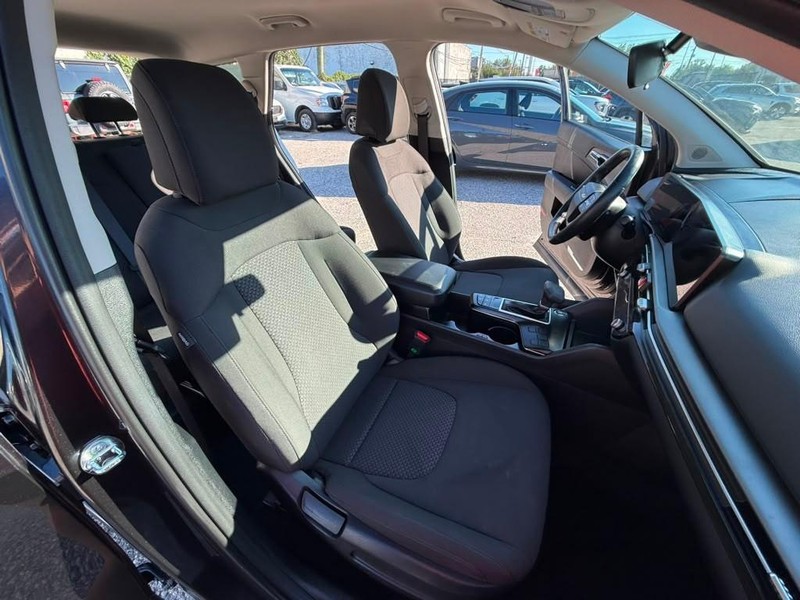 Kia Sportage Vehicle Full-screen Gallery Image 26