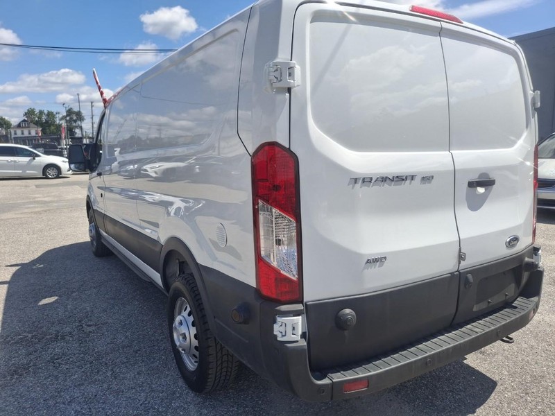 Ford Transit Cargo Van Vehicle Full-screen Gallery Image 10