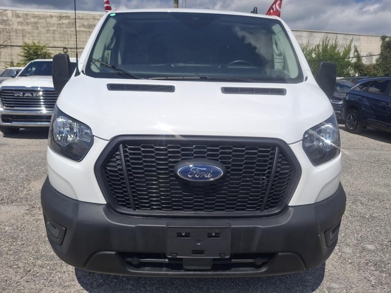 Ford Transit Cargo Van Vehicle Full-screen Gallery Image 25