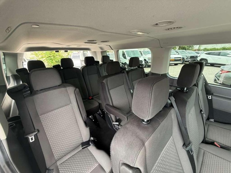 Ford Transit Passenger Wagon Vehicle Full-screen Gallery Image 20
