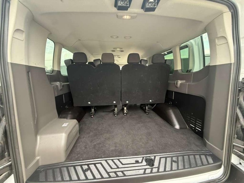 Ford Transit Passenger Wagon Vehicle Full-screen Gallery Image 21