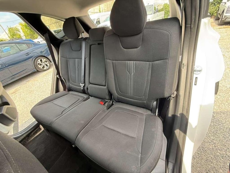 Hyundai Tucson Vehicle Full-screen Gallery Image 24