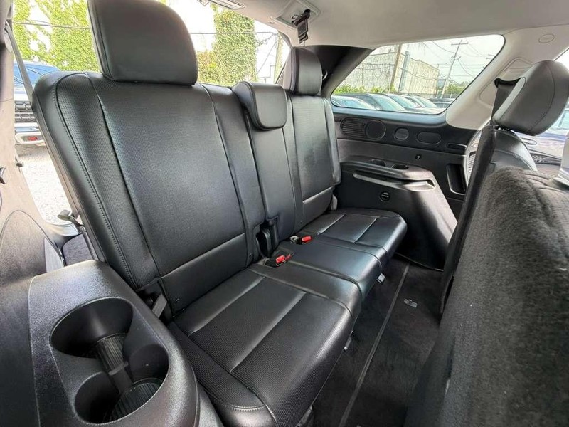 Hyundai Palisade Vehicle Full-screen Gallery Image 15