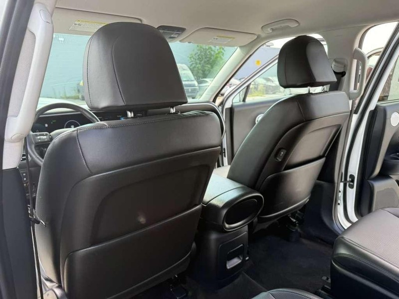 Hyundai Palisade Vehicle Full-screen Gallery Image 21