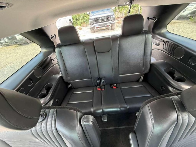 Hyundai Palisade Vehicle Full-screen Gallery Image 25