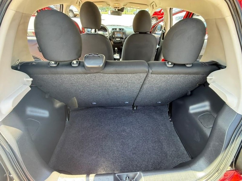Mitsubishi Mirage Vehicle Full-screen Gallery Image 19