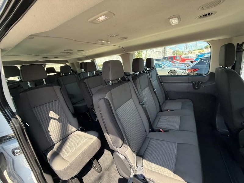 Ford Transit Passenger Wagon Vehicle Full-screen Gallery Image 16