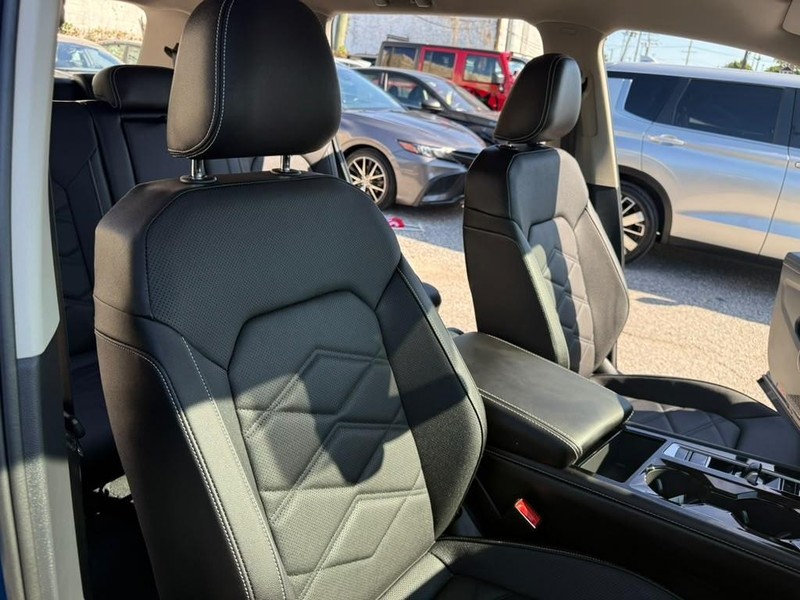 Volkswagen Atlas Vehicle Full-screen Gallery Image 28