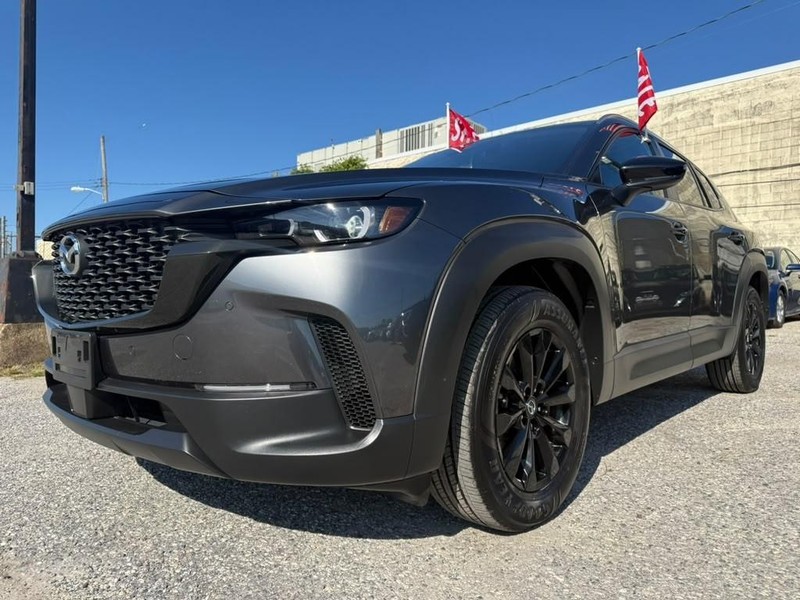 Mazda CX-5 Vehicle Full-screen Gallery Image 2