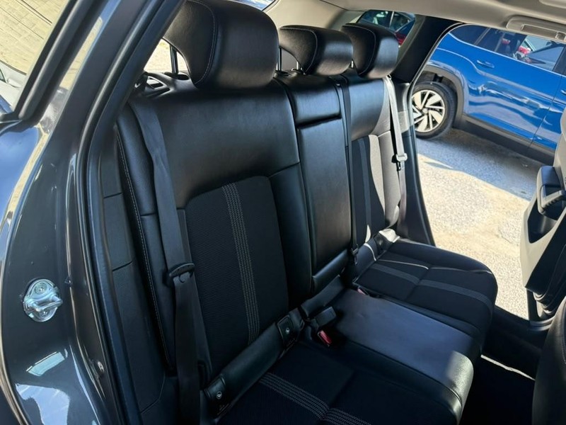 Mazda CX-5 Vehicle Full-screen Gallery Image 20