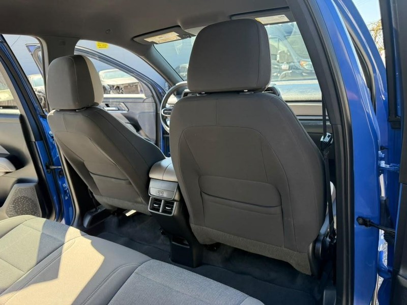 GMC Terrain Vehicle Full-screen Gallery Image 14
