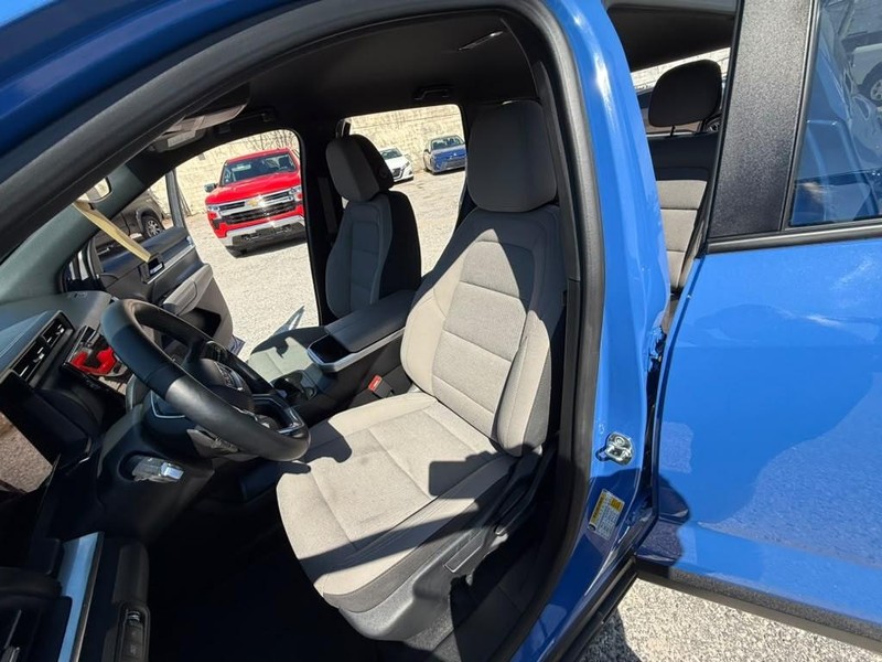 GMC Terrain Vehicle Full-screen Gallery Image 25
