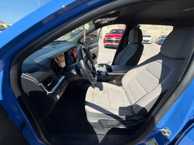 GMC Terrain Vehicle Full-screen Gallery Image 27