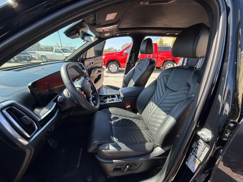 Kia Sorento Vehicle Full-screen Gallery Image 13