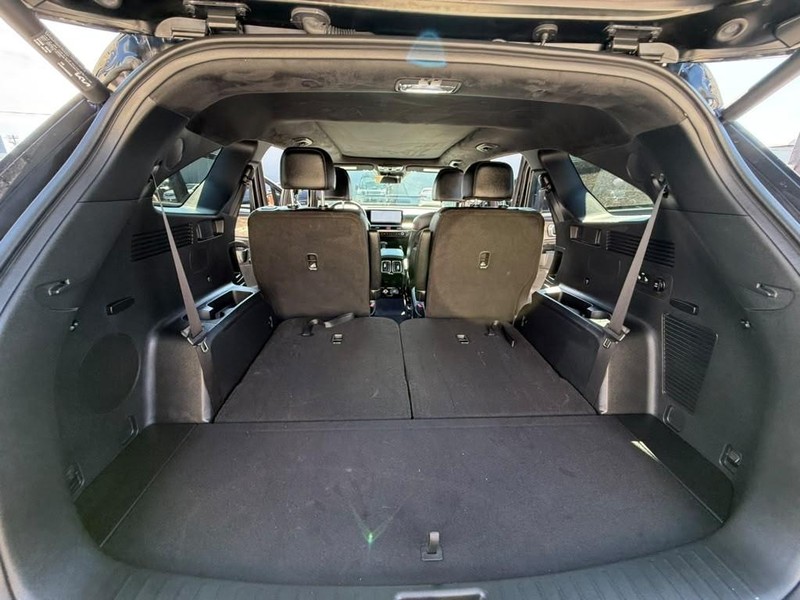 Kia Sorento Vehicle Full-screen Gallery Image 18
