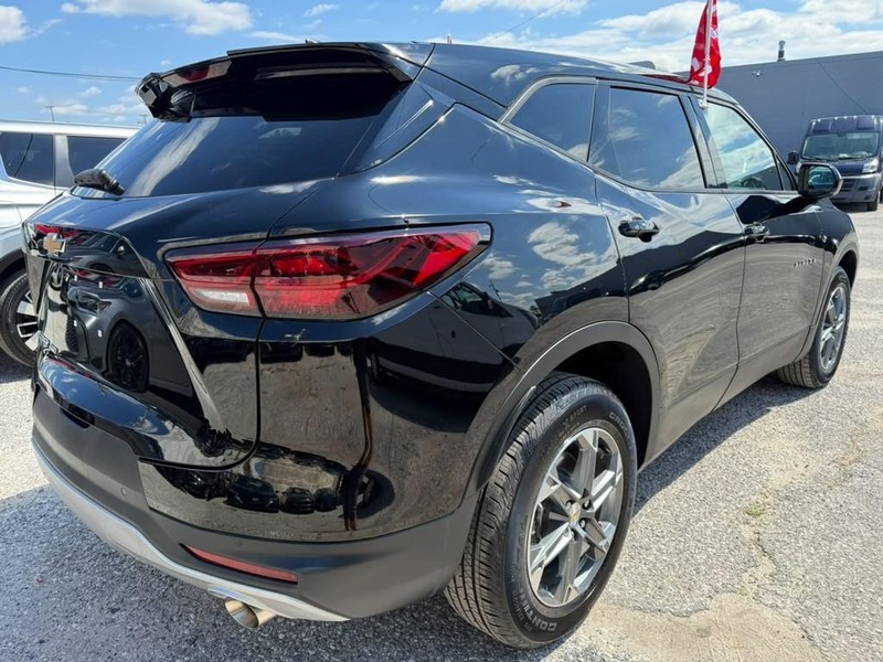Chevrolet Blazer Vehicle Full-screen Gallery Image 6
