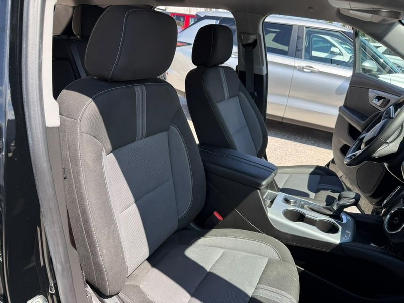 Chevrolet Blazer Vehicle Full-screen Gallery Image 11