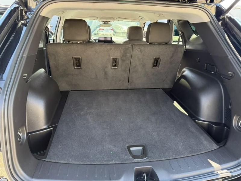 Chevrolet Blazer Vehicle Full-screen Gallery Image 18