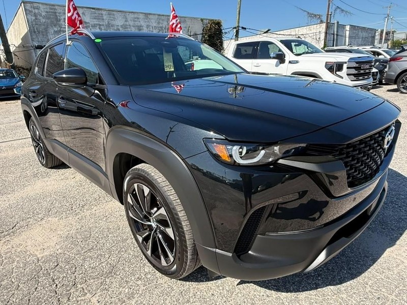 Mazda CX-50 Hybrid Vehicle Full-screen Gallery Image 2