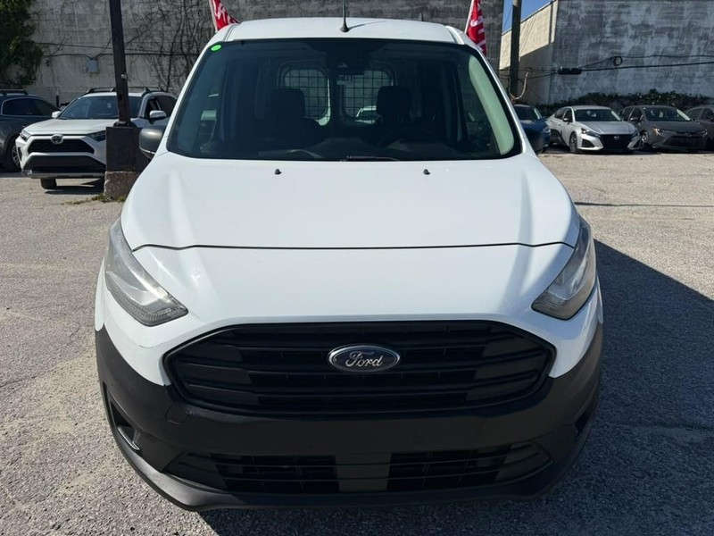 Ford Transit Connect Van Vehicle Full-screen Gallery Image 4