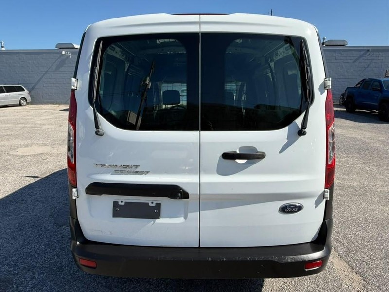 Ford Transit Connect Van Vehicle Full-screen Gallery Image 9