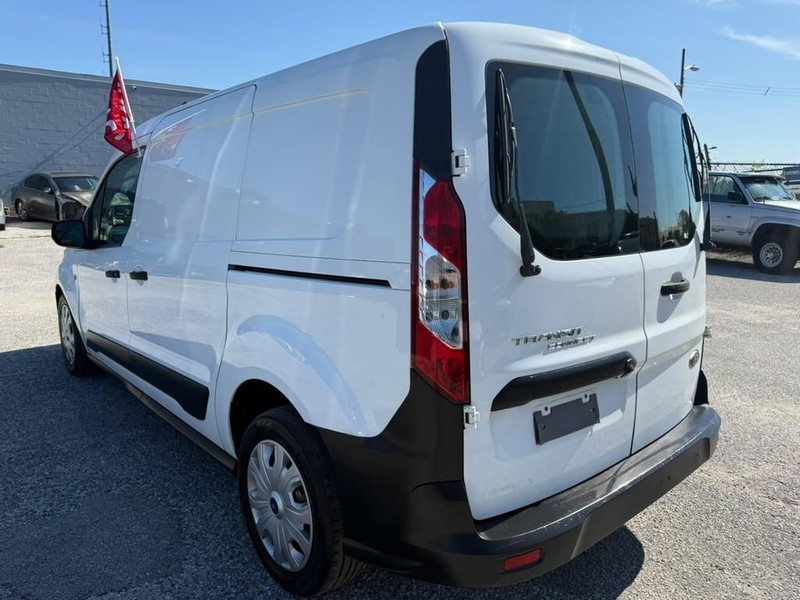 Ford Transit Connect Van Vehicle Full-screen Gallery Image 10