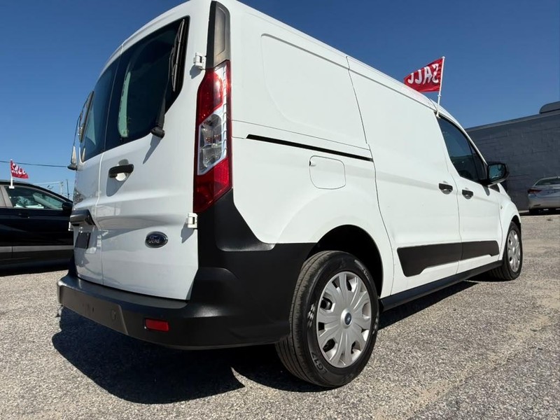 Ford Transit Connect Van Vehicle Full-screen Gallery Image 14