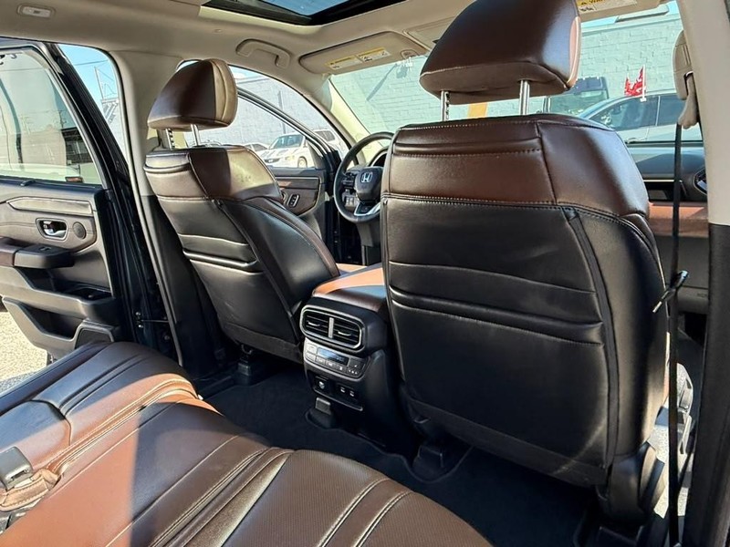 Honda Pilot Vehicle Full-screen Gallery Image 14