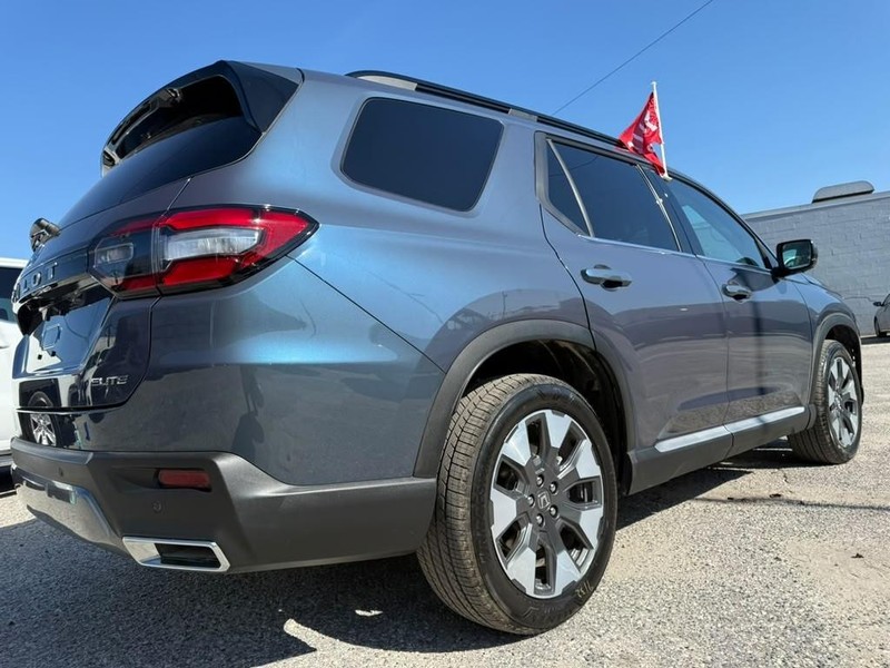 Honda Pilot Vehicle Full-screen Gallery Image 17