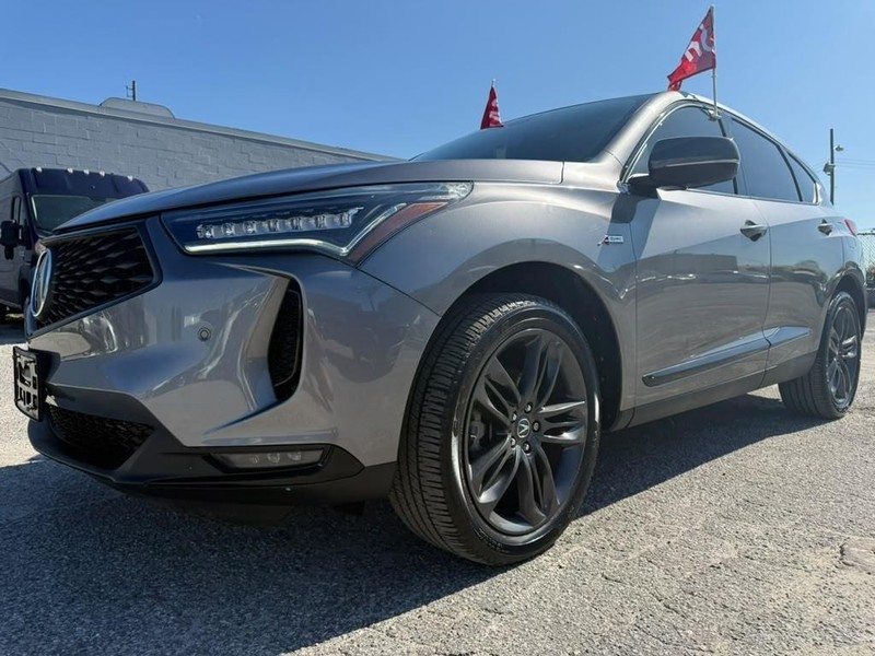 Acura RDX Vehicle Full-screen Gallery Image 10